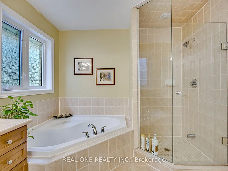 1126 Woodington Ln — Photo 31