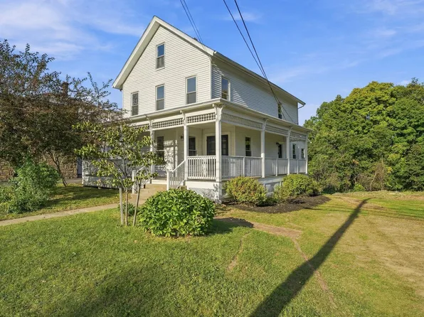 174 Hamilton St, Southbridge, MA 01550