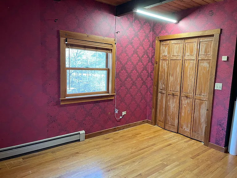310 Salem St — Photo 18