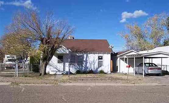 1st image of 1009 E 2nd St