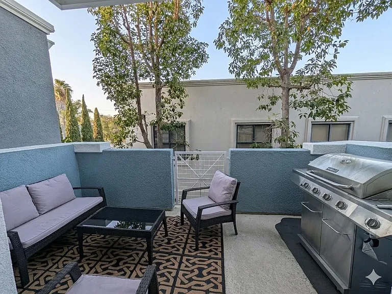 3542 Shoreline Bluff Ln — Photo 19