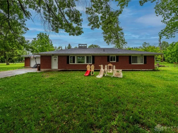 35 Vinewood Ct, Clayton, OH 45315
