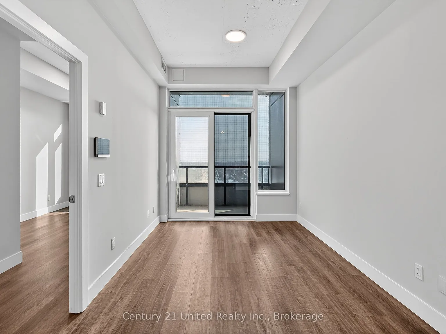 1 bed, $2,020 — Photo 2