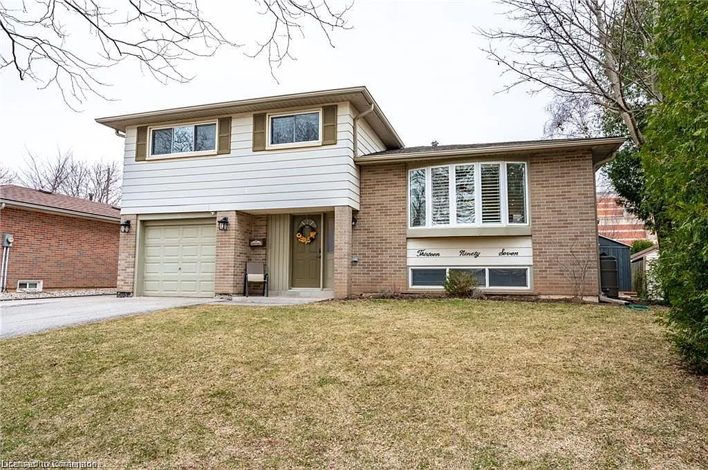 1397 Allangrove Dr photo 1