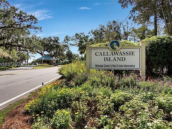5th image of 31 Spring Island Dr