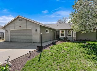 108 Mountain View Dr, Horseshoe Bend, ID 83629