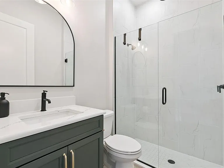 13114 McMillan Dr — Photo 22