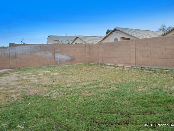 2nd image of 1603 E Angeline Ave