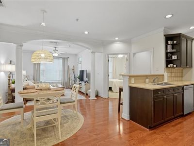 2306 Stratford Cmns, Decatur, GA, 30033