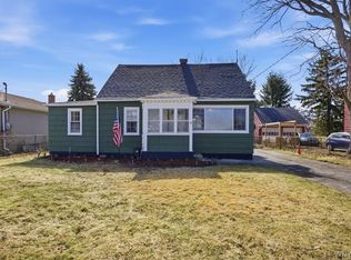 647 Christiana St, North Tonawanda, NY 14120