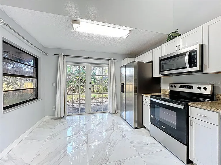 622 Anhinga Rd — Photo 16