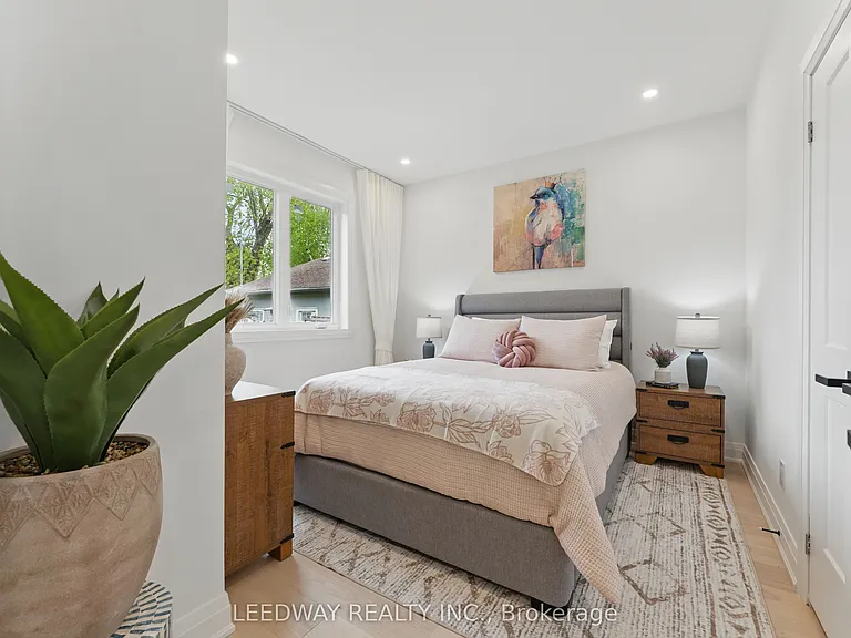 24410 Thorah Park Blvd — Photo 21