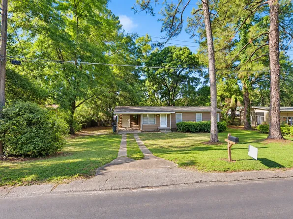 2003 Crabapple Dr, Tallahassee, FL 32304
