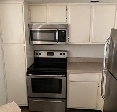 5th image of 1401 Village Blvd APT 1414