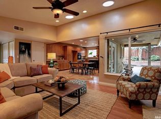 9426 Mira Del Rio Dr, Sacramento, CA 95827