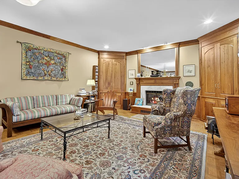 92 Brook Hollow Dr — Photo 22