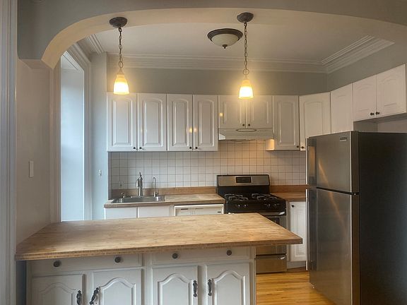 3rd image of 91 Saint Marks Ave #2