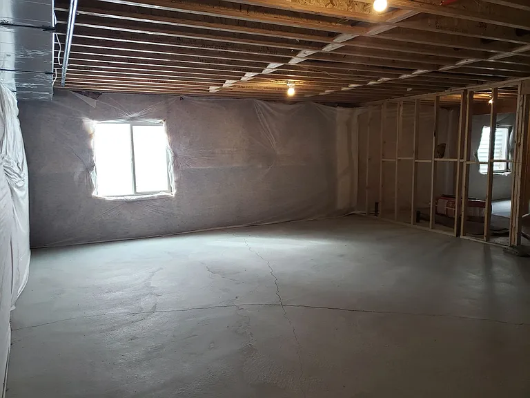 1033 S Vine St — Photo 50