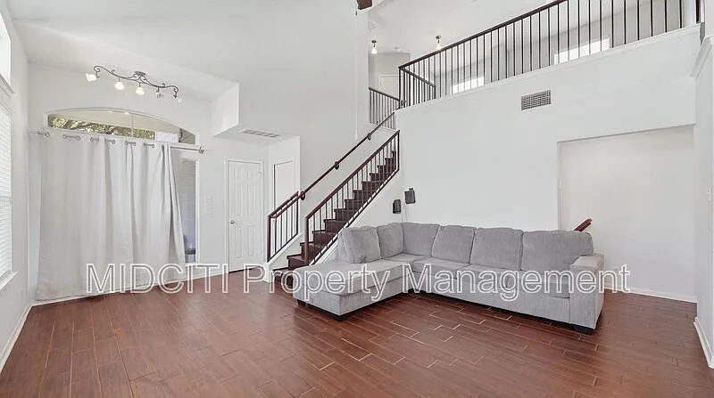 3 bed, 2.5 bath, 1546 sqft, $1,750 — Photo 4