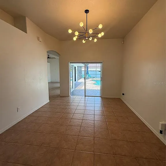 2210 Towering Oaks Cir — Photo 3