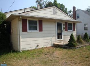 125 E Adams Ave, Magnolia, NJ 08049