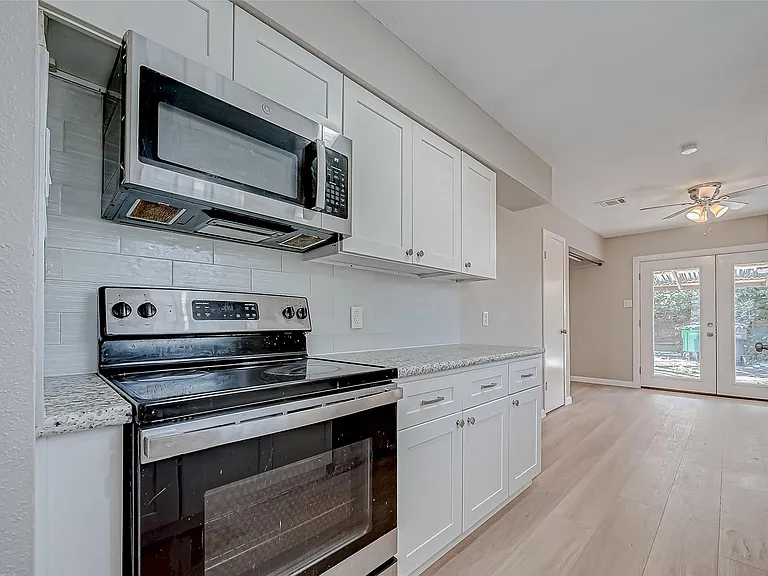 7315 Housman St — Photo 14