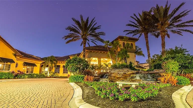 6574 Amarone Ln — Photo 40