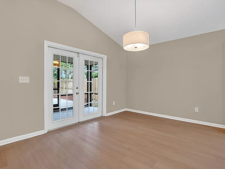 863 S Lilac Loop — Photo 17