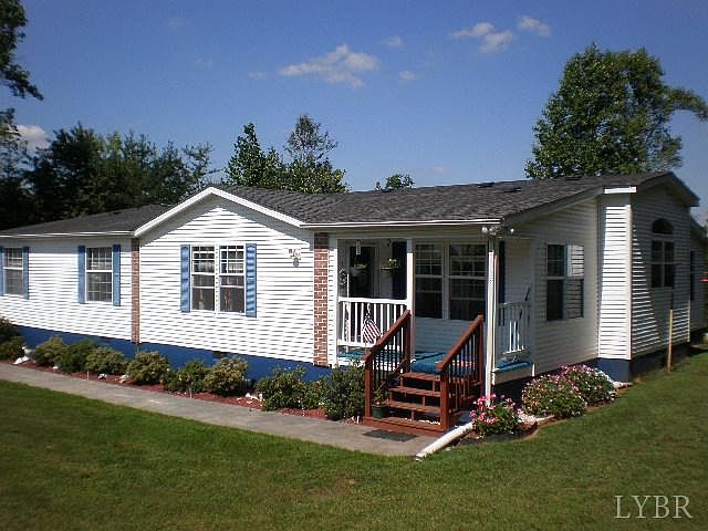 1st image of 2 Tracie Dr
