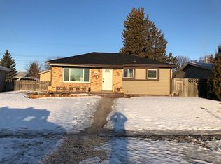 1519 9th Ave W, Williston, ND 58801