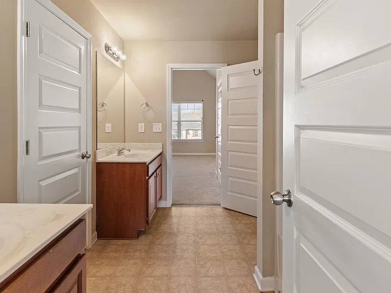 3194 Waverly Ln — Photo 31