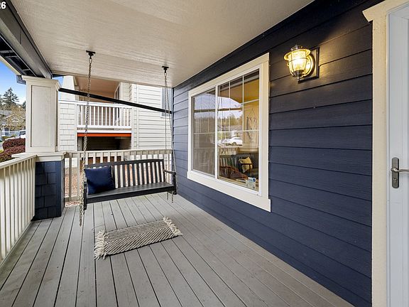 4th image of 15729 SE Hawk Ct