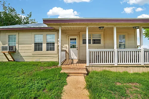 3021 County Road 467 Photo 1