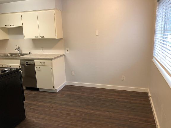 4th image of 1301 S 5th St APT 1