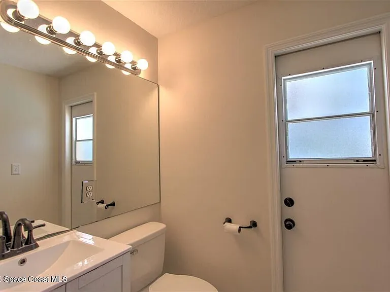 1899 Crane Creek Blvd — Photo 24