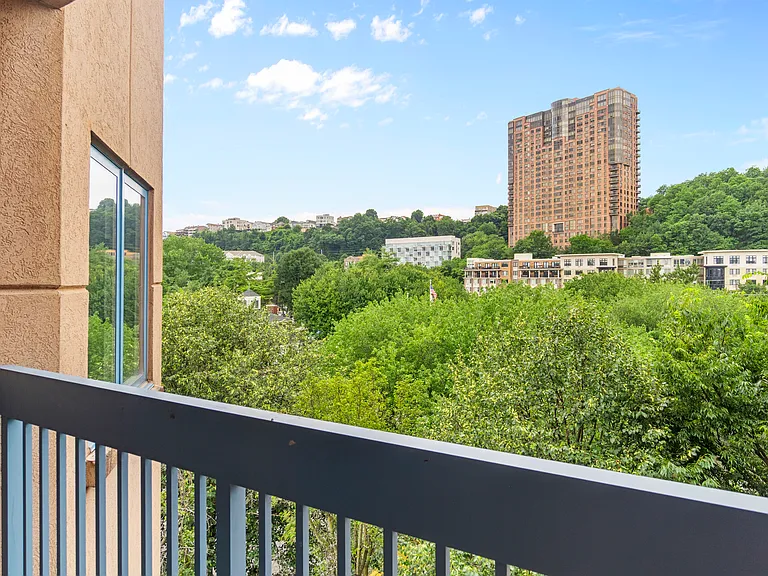 518 Ellery Ct #518 — Photo 31