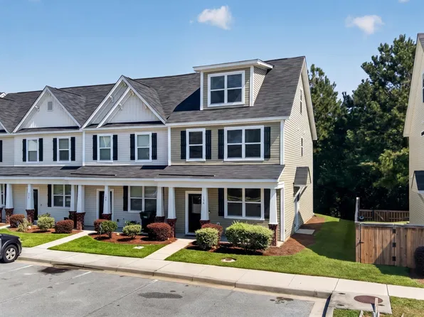 194 Woodward Rd, Goose Creek, SC 29445
