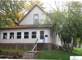 4247 Erskine St, Omaha, NE 68111