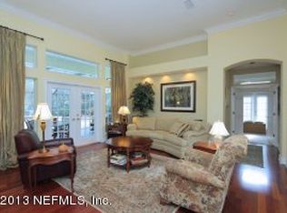 8263 Persimmon Hill Ln, Jacksonville, FL 32256