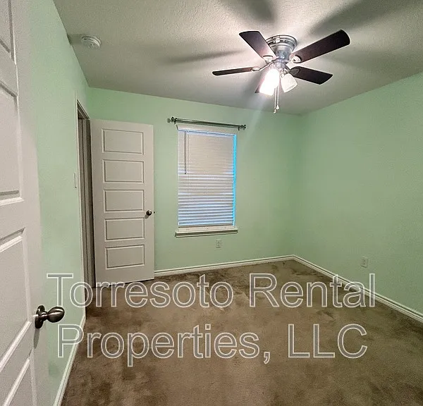 5910 Sandy Lake St — Photo 26