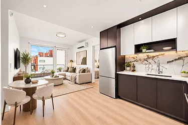 229 Wythe Avenue, #302