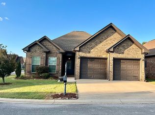 174 Willow Dr, Tuscumbia, AL 35674