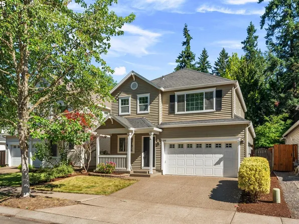 1242 NE Parkside Dr, Hillsboro, OR 97124