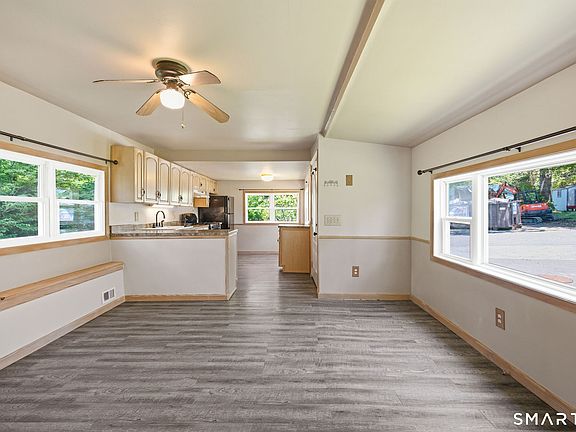 3rd image of 165 Laurelwood Lane