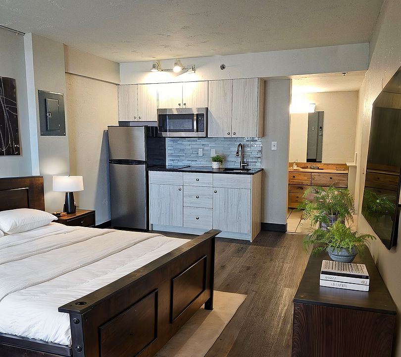1st image of 2409 E Pikes Peak Ave #131