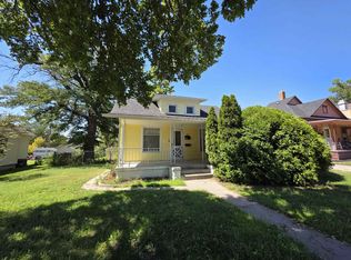 608 W 4th St, Mccook, NE 69001