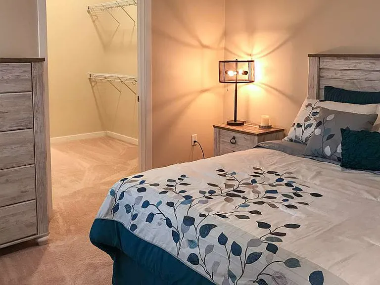 Artisan Lofts Apartments — Photo 16