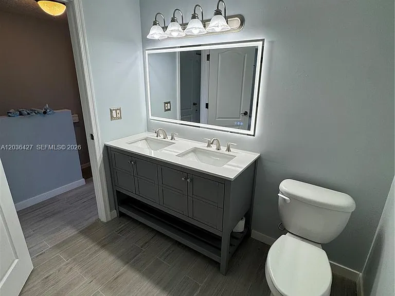 77 Simonton Cir #77 — Photo 6