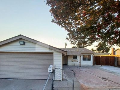 519 Arcade Blvd, Sacramento, CA, 95815