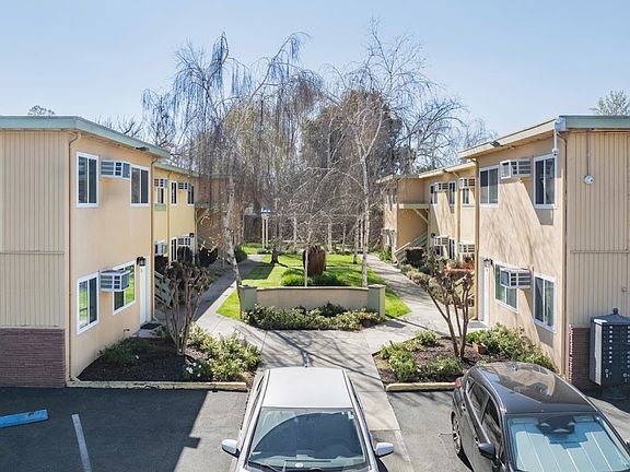 5th image of 2733 San Jose Way #4